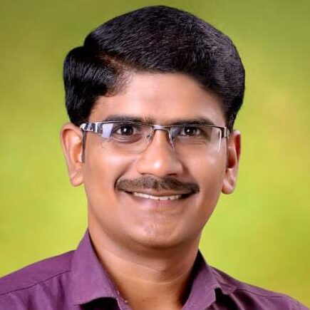 श्री.तुकाराम मोरे (अभ्यासिका विभाग प्रमुख)