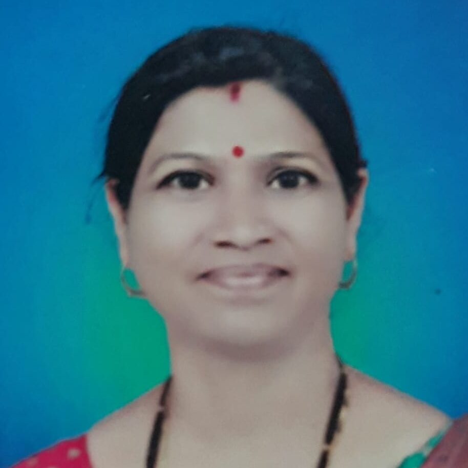 सौ.स्वाती संजय जाधव (व्यासपीठ महिला - सचिव)